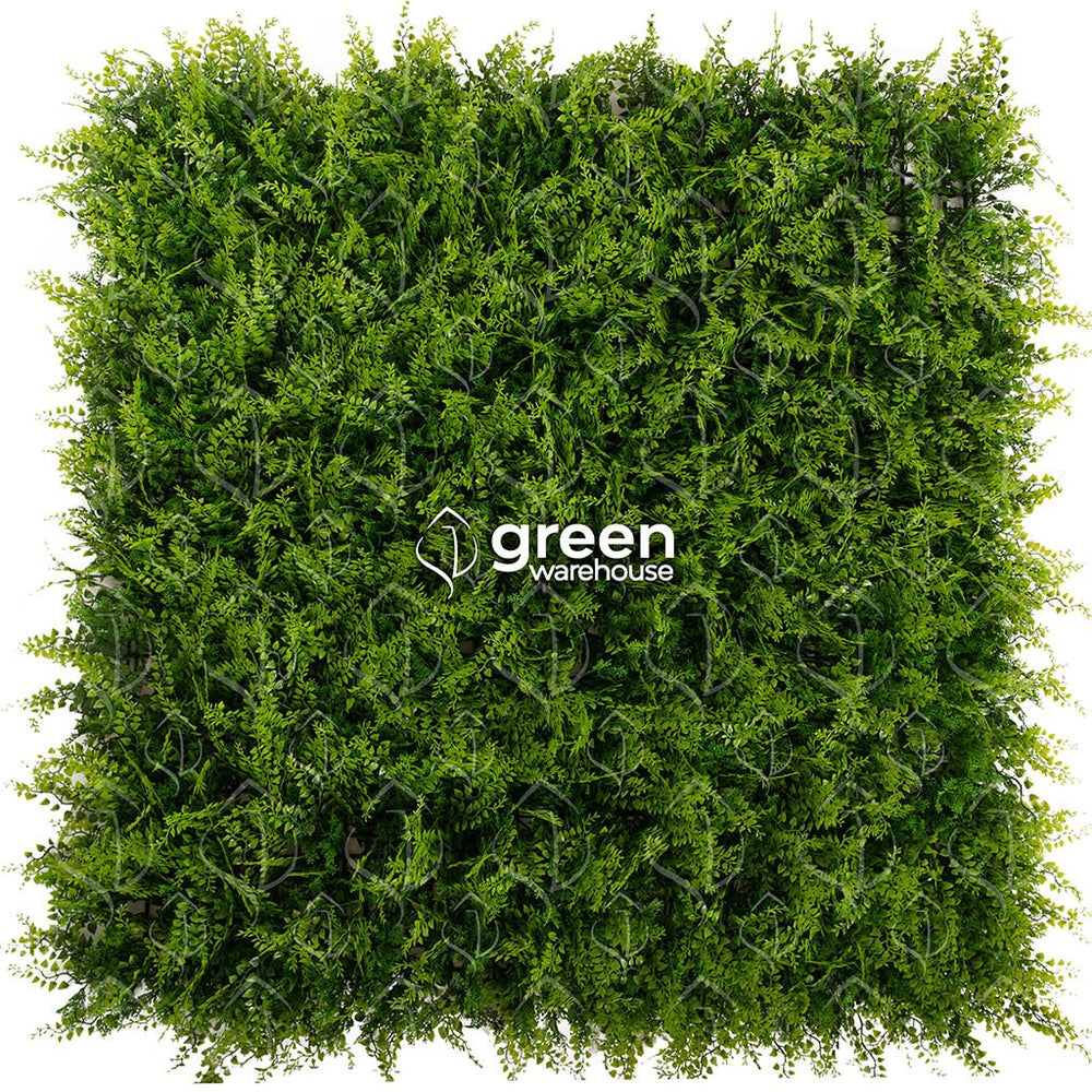 El Follaje Artificial Helecho Persa es muy espeso y con un gran detalle, tiene un acabado texturizado muy exuberante y un color verde brillante. Este modelo es el que cuenta con la mayor altura y ramas más largas de toda nuestra colección, lo que le da un aspecto muy atractivo a la vista. Por si solo puede resaltar completamente, no obstante, la combinación con follajes de hojas más pequeñas lo hacen lucir en cualquier espacio, creando Muros Verdes sorprendentes. 