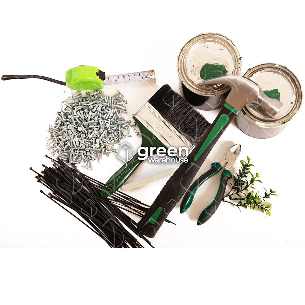 Con la finalidad de ofrecer una asesoría completa, en Green Warehouse te ofrecemos una diversa gama de materiales de instalación de la más alta calidad; queremos que tu espacio quede justo como lo imaginaste. El kit de instalación contiene lo necesario para que puedas instalar sin ningún problema nuestros productos, además puedes ponerte en contacto con nosotros y te ayudamos con cualquier duda antes y durante tu instalación de Follaje Artificial para Muro Verde. 
