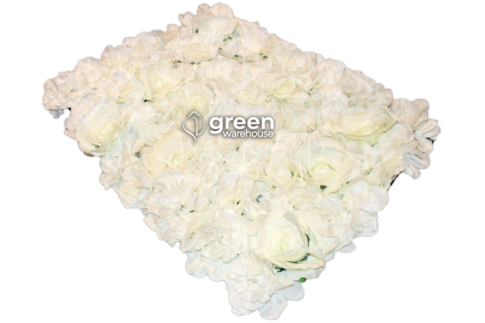 Alicia trae consigo una de las tendencias más encantadoras del momento, peonias y rosas blancas artificiales. Una creativa combinación que proporcionará elegancia, glamour y un estilo único a la ambientación de tu boda o fondo de tus fotografías. También es ideal para decoraciones neutras en cualquier espacio.