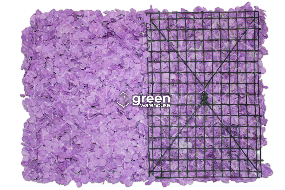 Panel de Flores Lily, es un modelo que se compone de flores de lilas, pequeñas, suaves y lisas con textura de línea de veta y bordes ondulados para un toque realista, perfecto para la decoración de interiores y muros en casas, estudios o negocios,  reflejando un aspecto juvenil y atrevido. 