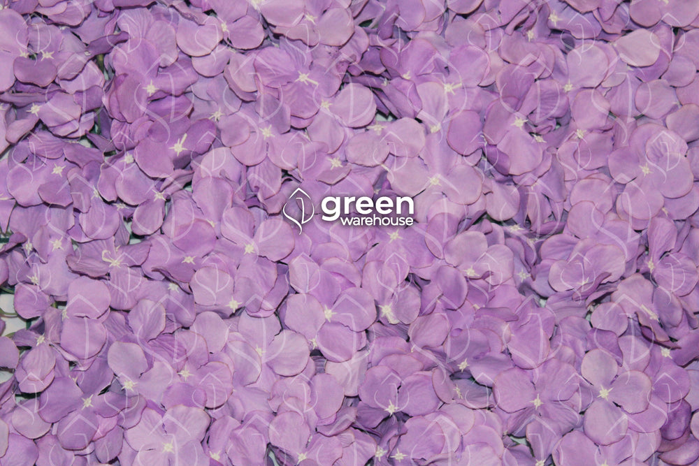 Panel de Flores Lily, es un modelo que se compone de flores de lilas, pequeñas, suaves y lisas con textura de línea de veta y bordes ondulados para un toque realista, perfecto para la decoración de interiores y muros en casas, estudios o negocios,  reflejando un aspecto juvenil y atrevido. 