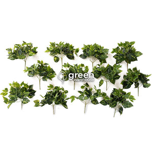 La Planta Artificial Julieta es una planta que tiene hojas en forma de corazón a dos tonos, verde obscuro y verde claro ideales para generar acentos en espacios que requieren más de un bonito realce como un Jardín Vertical o para colocarla dentro de una maceta. Hacemos envío s todo México. 